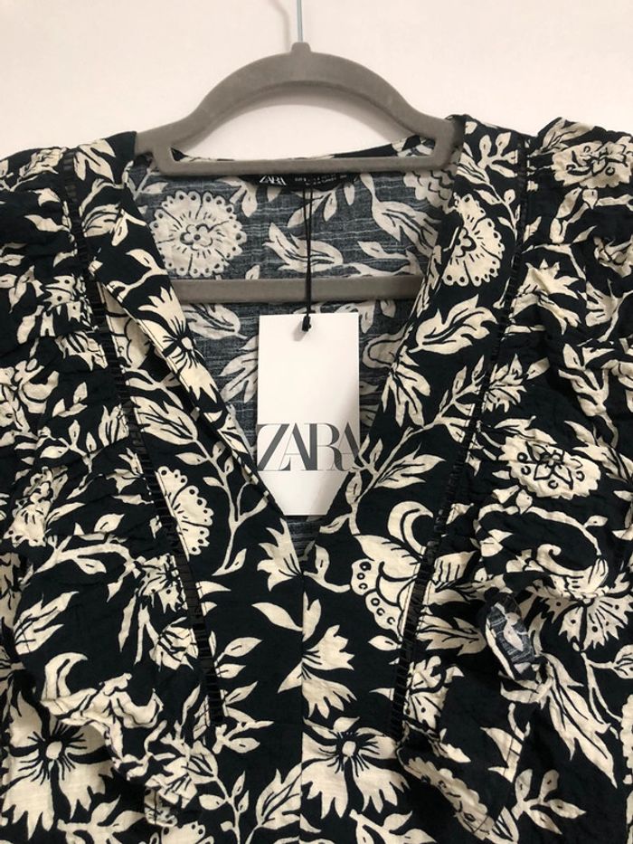 Superbe belle robe à volants Zara neuve avec étiquette taille S - photo numéro 3