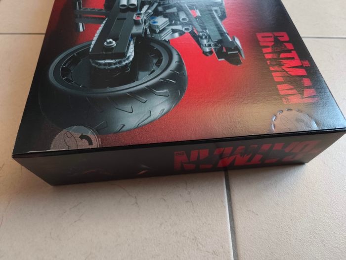 LEGO Technic 42155 : The Batman : Batcycle - photo numéro 7