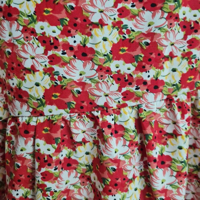 Robe courte fleurie - photo numéro 2