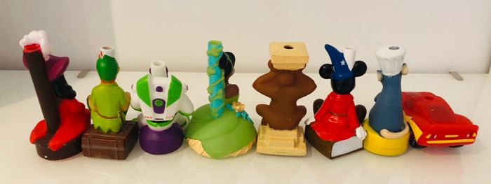 Disney Disneyland lot 8 bouchons pailles figurine straw bottle cap figure lot collection SOP77 - photo numéro 3