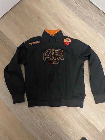 Veste as Roma