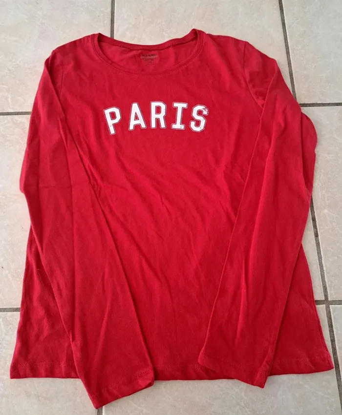 Tee-shirt manches longues rouge 12 ans  👧 Kiabi en TBE