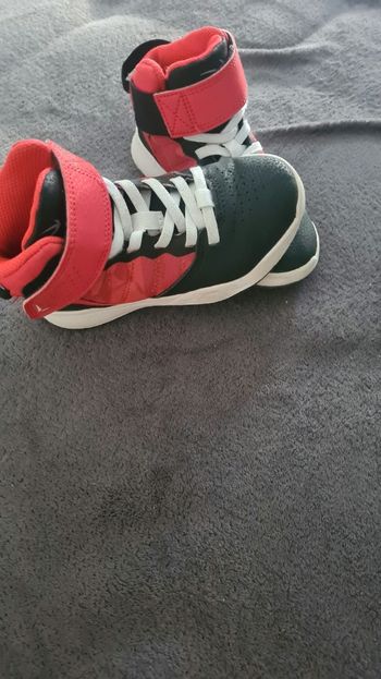 Basket tarmak decathlon taille 28