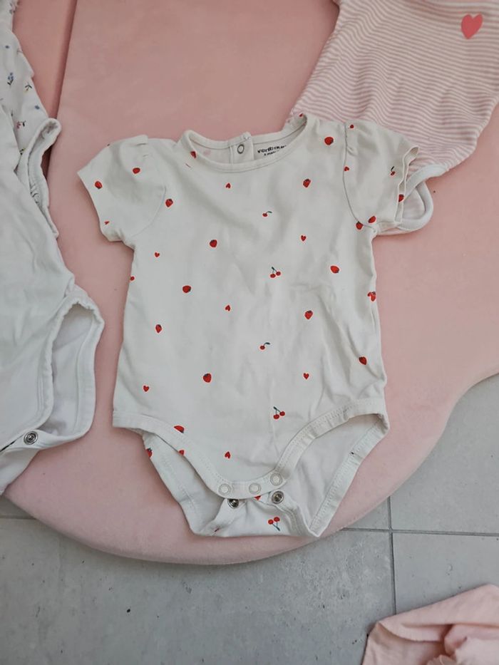 Lot de 4 bodys manches courtes - photo numéro 2