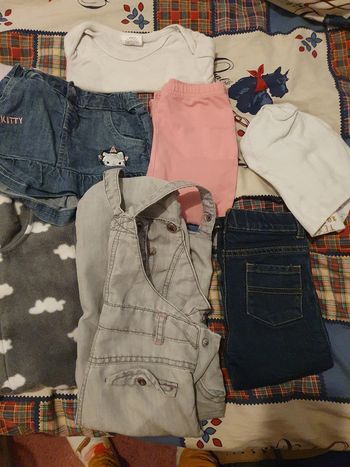 🌸Lots 8 vêtements filles taille 18 mois