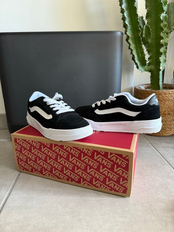 Vans Hylane noir et blanc - Taille 38 - photo numéro 3
