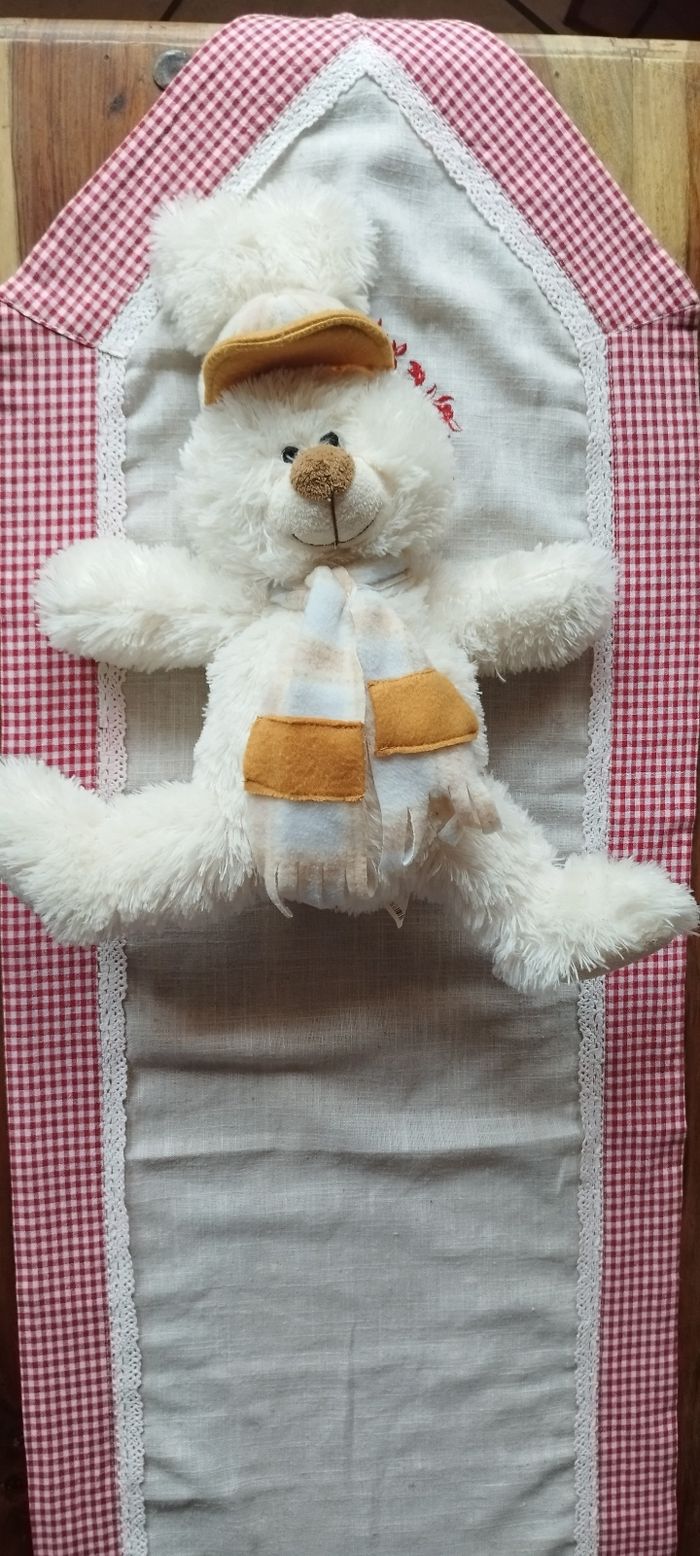 Peluche lapin tout doux, 38cm assis et 18 cm large. Très bon état - photo numéro 2