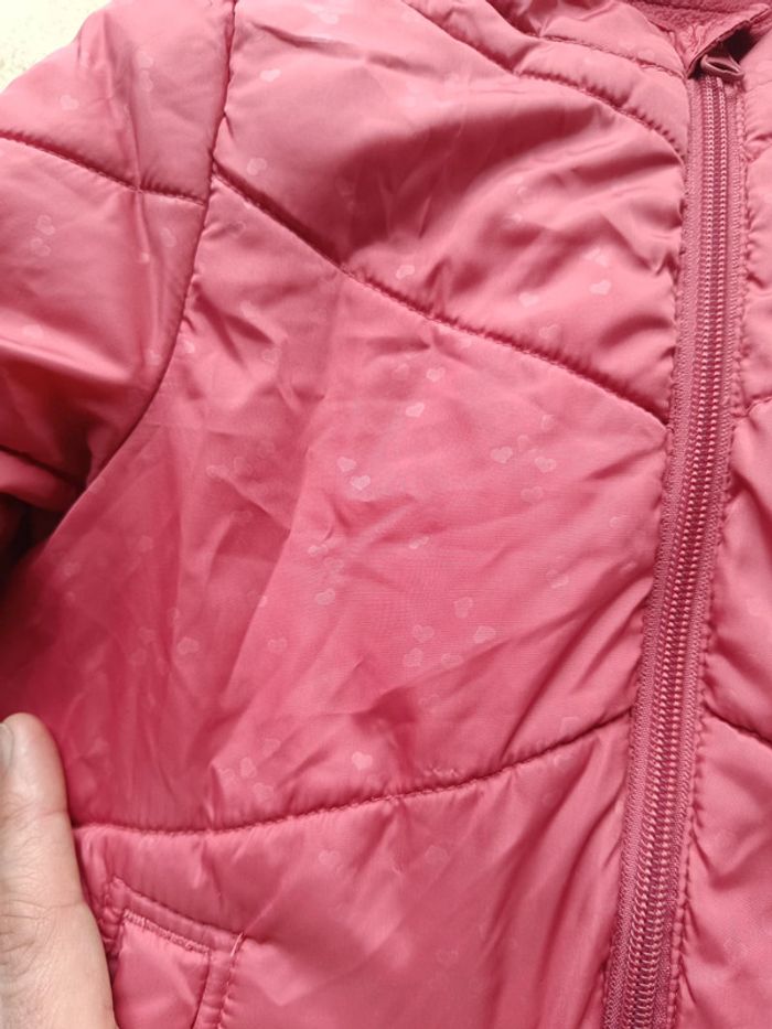 Blouse doudoune avec capuche Fille 4 ans Cœur Kiabi Eco conception coton bio - photo numéro 2