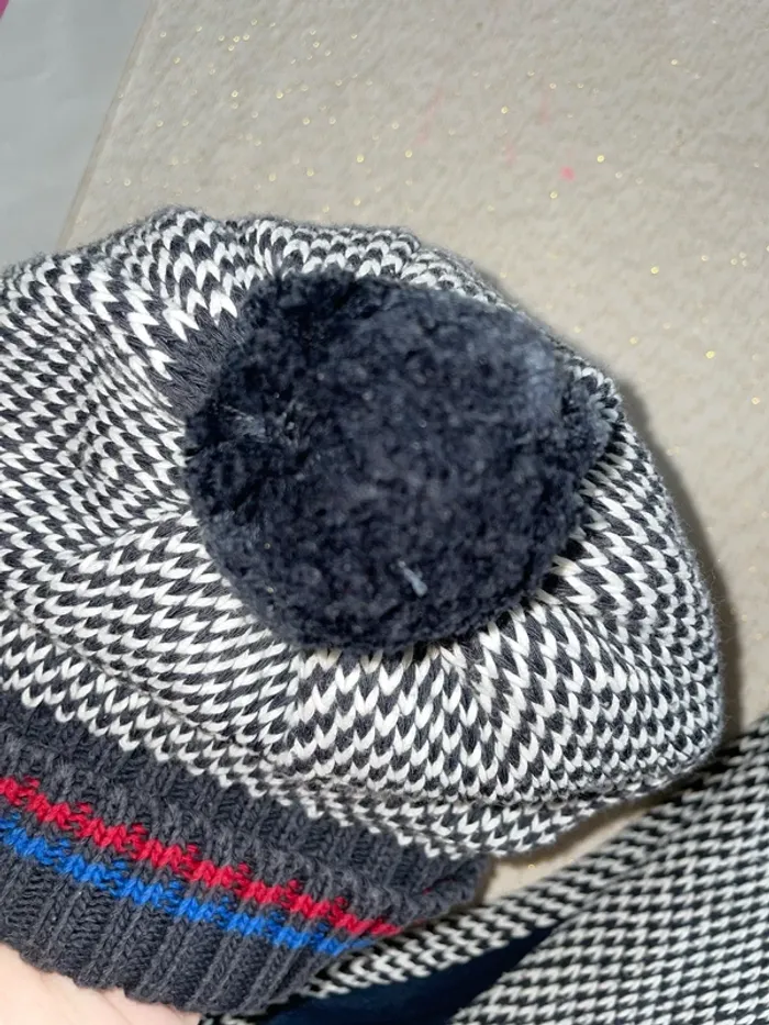 Lot bonnet et écharpe assortis - photo numéro 3