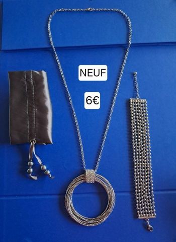 Ensemble bijoux fantaisie NEUFS pour femme