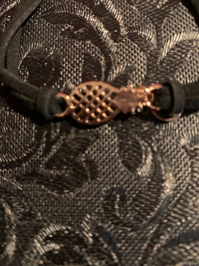 Un bracelet neuf - photo numéro 2