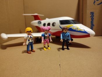 Playmobil 6081 Avion avec pilote et touristes - occasion