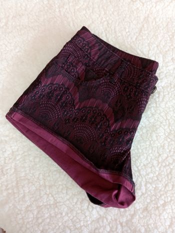 Short dentelle t38
