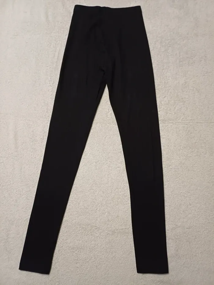 Legging noir XS Kiabi (réf perso G-P46)(familleac72) - photo numéro 2