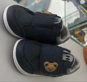 Paire de chaussure garçon