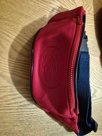 Sacoche lacoste