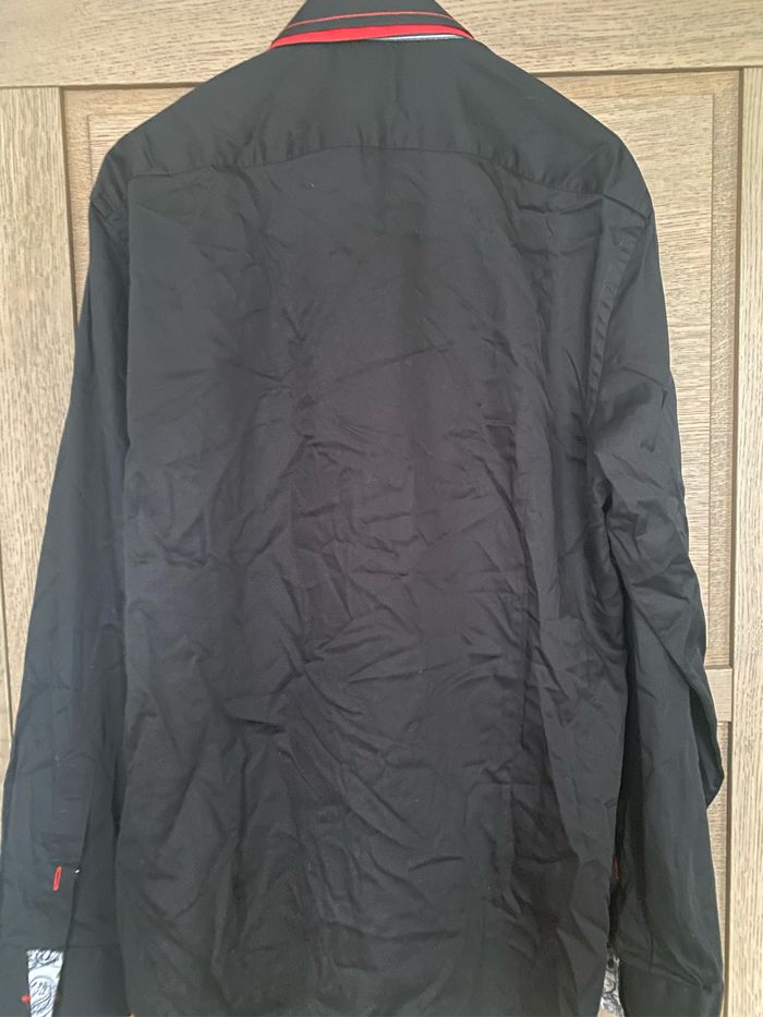 Chemise noire et rouge homme - photo numéro 8