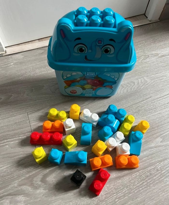 Boîte megablok - photo numéro 2