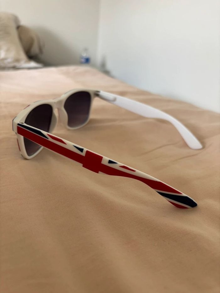 Lunettes de soleil Londres - photo numéro 3