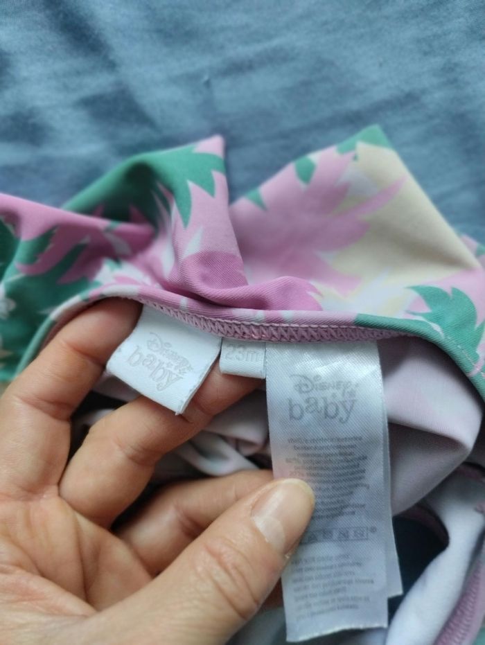 Maillot de bain Disney baby taille 23 mois - photo numéro 3
