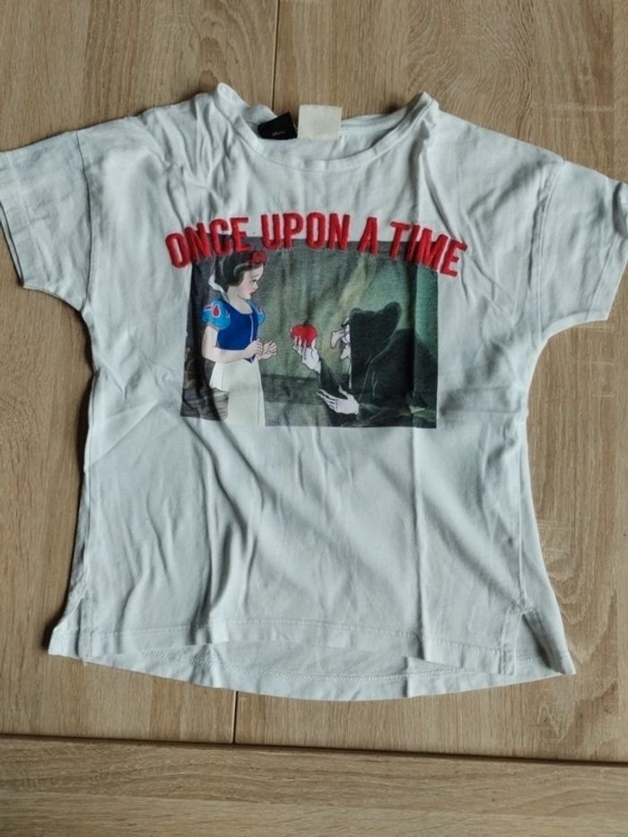 Tee shirt blanche neige 5ans