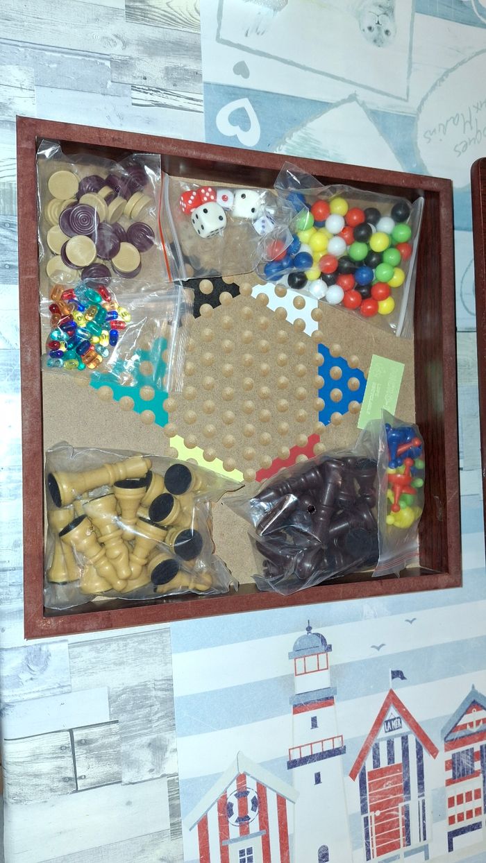 Coffret de 10 jeux de société en bois - photo numéro 5