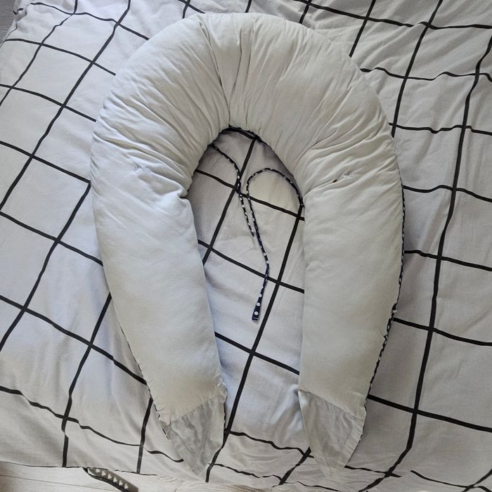 Coussin de grossesse/ allaitement - photo numéro 2