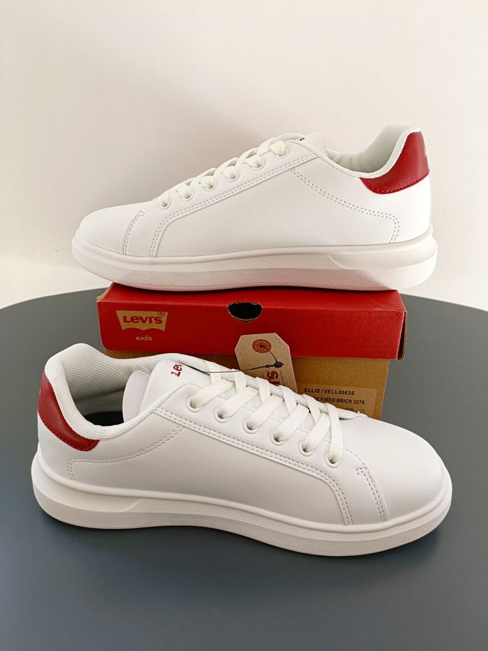 Baskets Levi’s Ellis – Neuves – Taille 36 - photo numéro 2