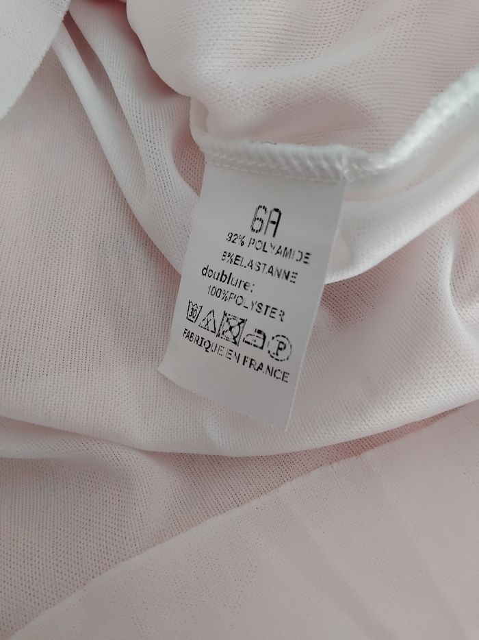 Robe dentelle fille, Chic Cool ,neuf, 6 ans - photo numéro 7