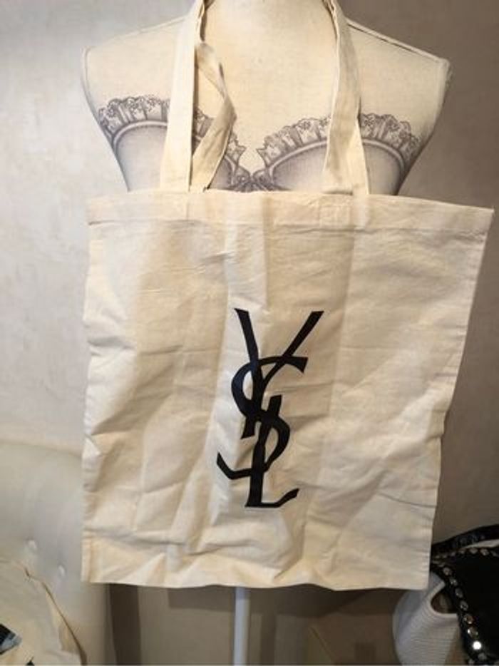 Tôt bag ysl en toile