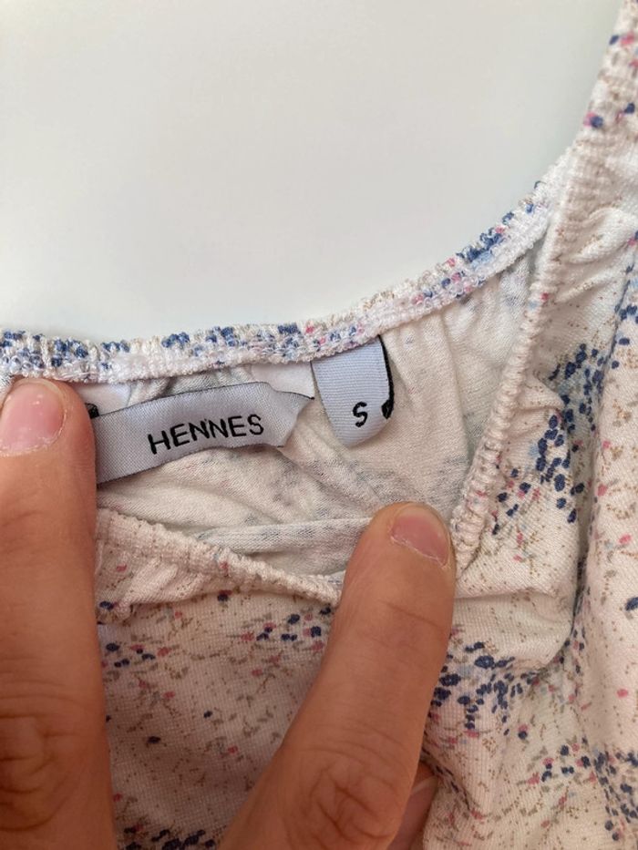 T-shirt taille s - photo numéro 3