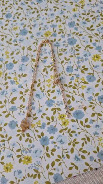 Collier avec pendentif cactus 🌵