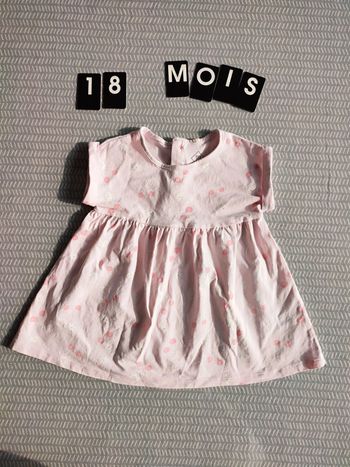 Robe à manches courtes – Taille 18 mois – TEX