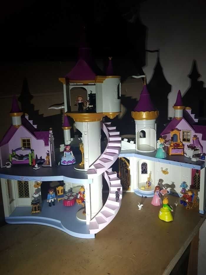 Grand château de princesses playmobil