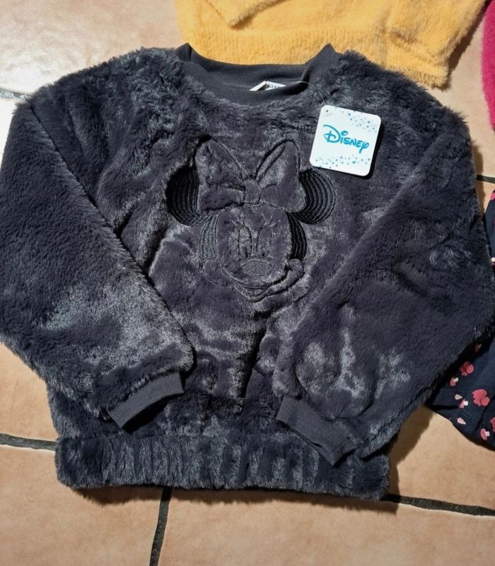 Lot de pulls chauds 6ans neufs - photo numéro 2