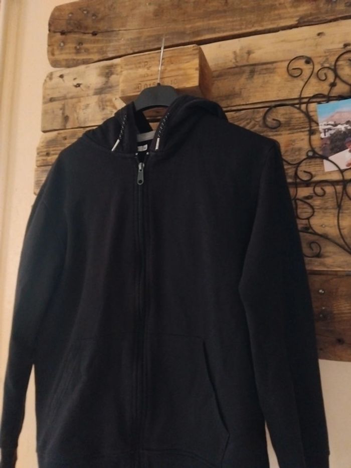 Veste à capuche - photo numéro 5