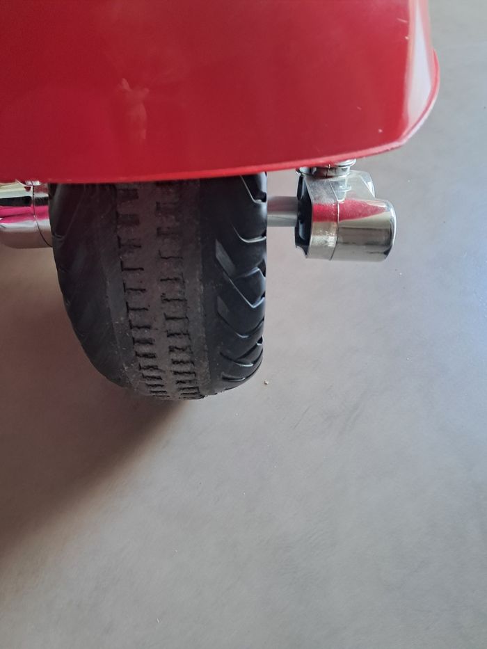 Vespa electrique enfant - photo numéro 8