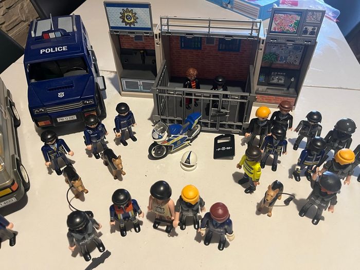 Lot playmobil police - photo numéro 2