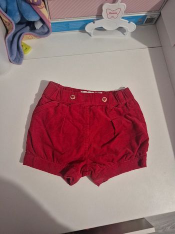 Jolie short velour bébé