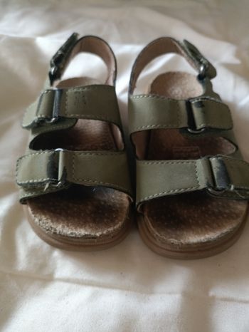 Sandales 22