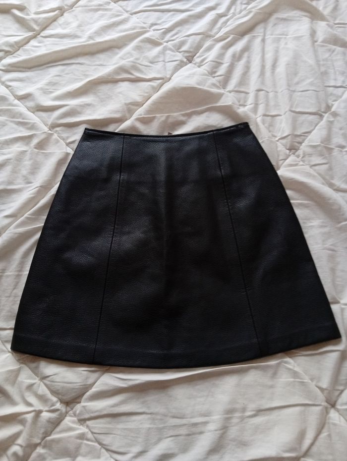 Jupe simili cuir Bershka trapèze taille xs neuve - photo numéro 4