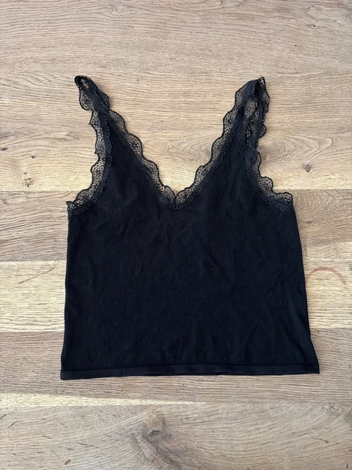 Croc top