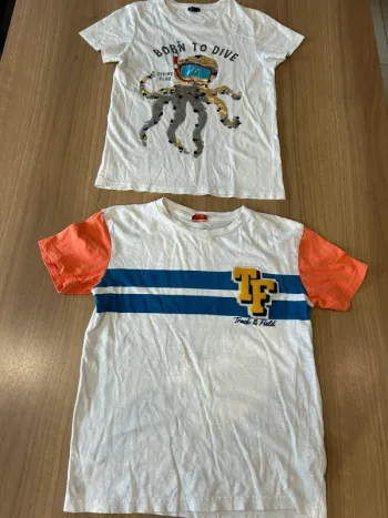 Lot de 2 tee shirts 10 ans