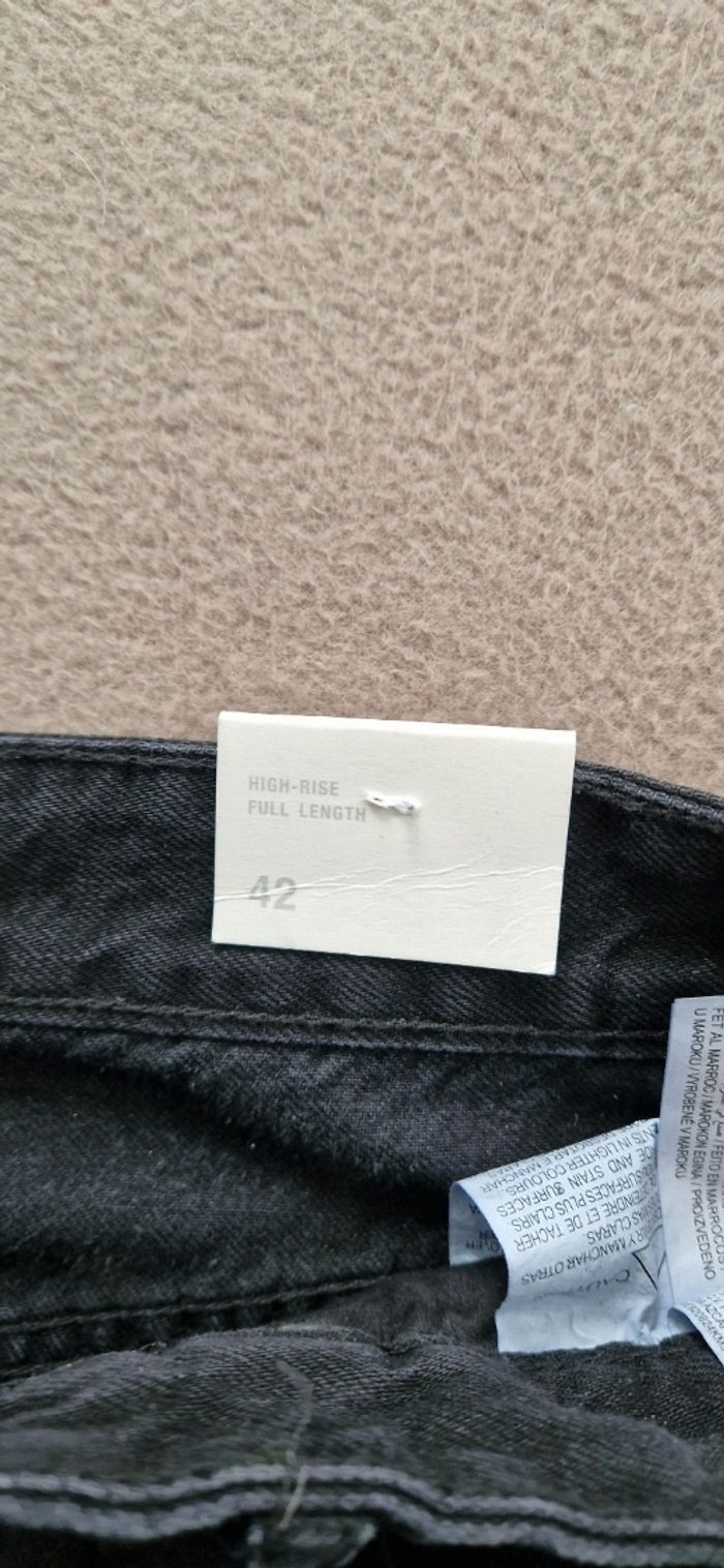 Jean Zara wide leg 42 mais plutôt 40 - photo numéro 5