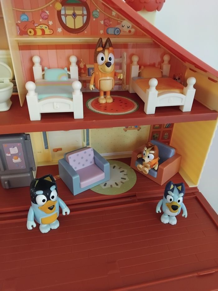 BLUEY Maison Meublée et Figurines Complète 🏡 - photo numéro 3