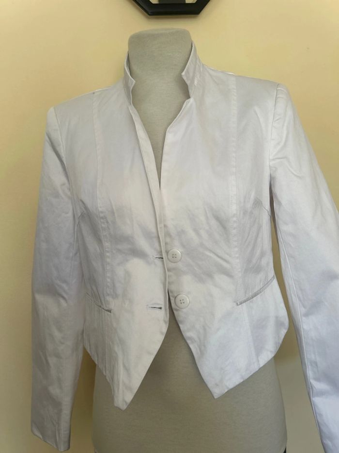 Veste blanche - photo numéro 2