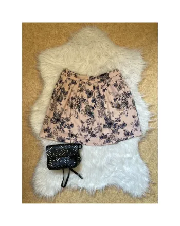jupe Stradivarius – Look Bohème motifs fleuris rose pale et marine taille 36/S