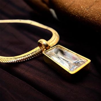 Collier “Élena” – Chaîne en Acier Inoxydable & Pendentif Géométrique Plaqué Or 18K