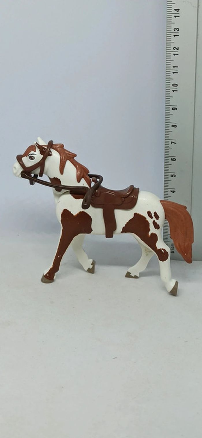 Cheval blanc et marron avec crinière et accessoires marron playmobil - photo numéro 3