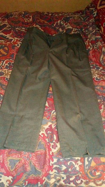 Pantalon homme gris taille 48